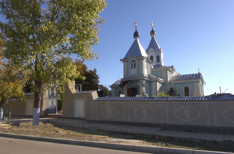 В одном из храмов на юге Молдовы отменили тарифы на церковные таинства 