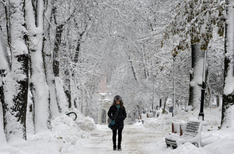 De Crăciun în Moldova se așteaptă un val rece de frig și omăt