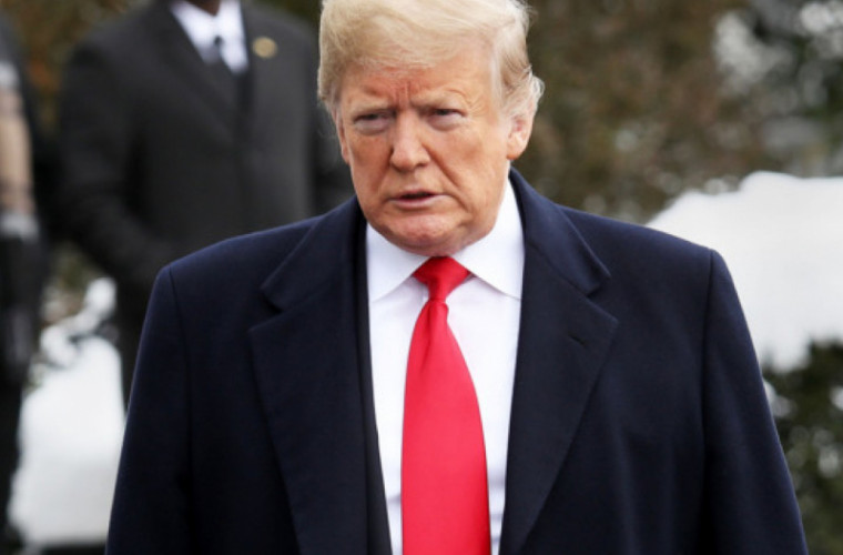 De ce Donald Trump poartă cravate lungi