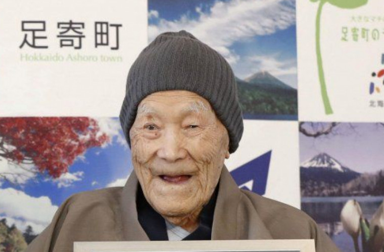 A murit cel mai bătrîn bărbat din lume