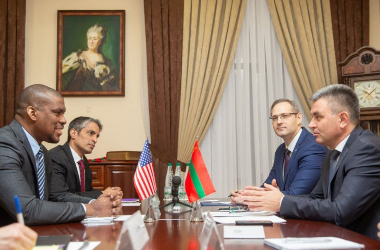 Krasnoselski s-a întîlnit cu ambasadorul SUA
