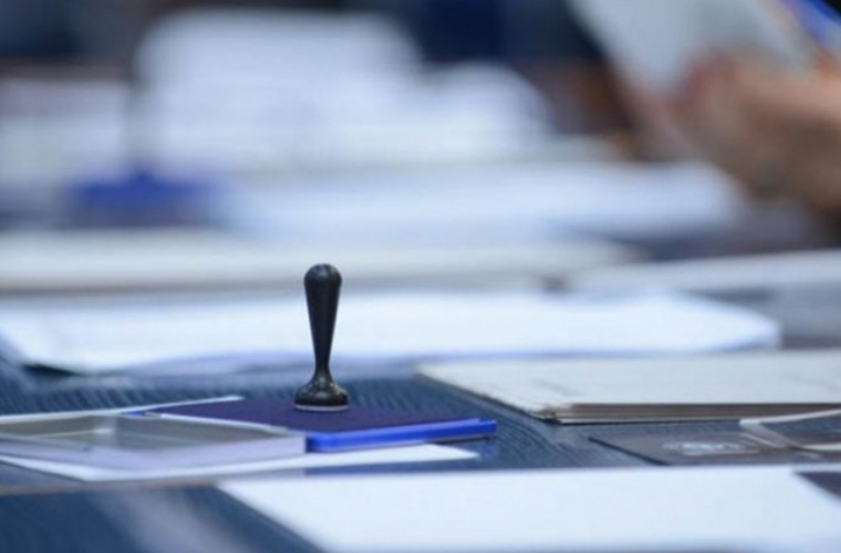 Alegeri parlamentare: Patru secţii de votare au cerut prelungirea activităţii