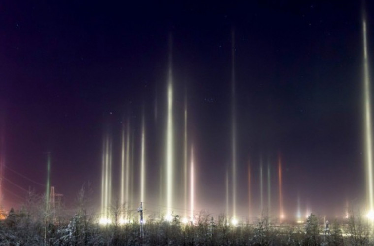 Fenomen rar văzut pe cerul îngheţat al Rusiei (VIDEO)