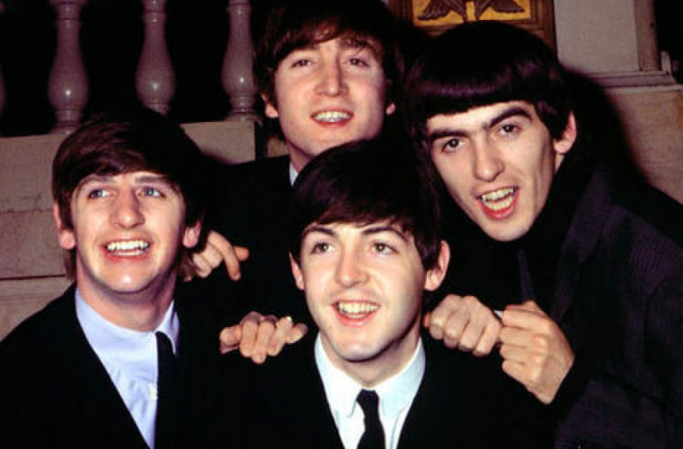 Un disc rar al formaţiei The Beatles va fi licitat în Liverpool