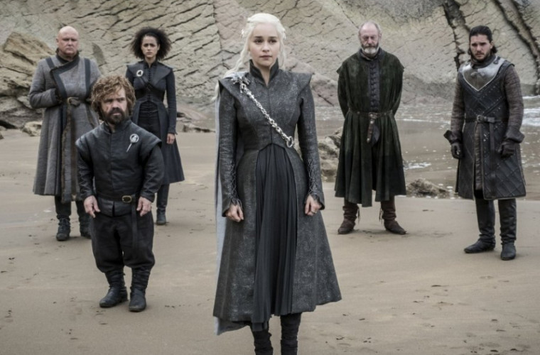 Peste 200 de mii de persoane cer „refilmarea sezonului 8 din Game of Thrones”