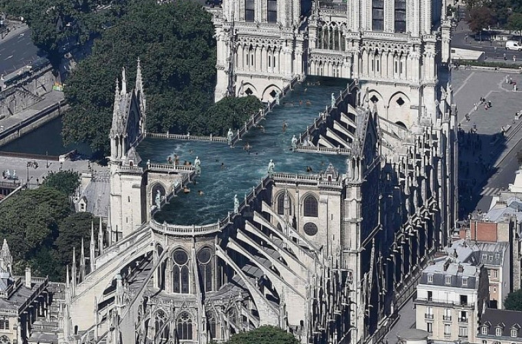 Catedrala Notre Dame ar putea avea și piscină pe acoperiș