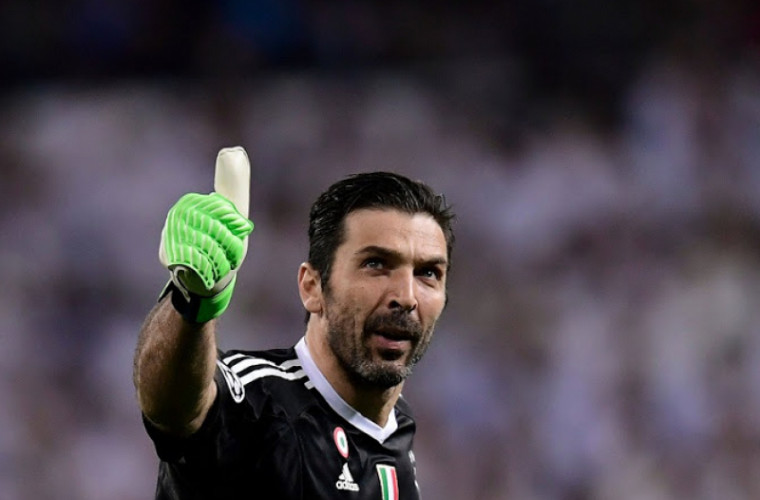 Buffon s-a întors tot ca jucător la Juventus, după un an la PSG