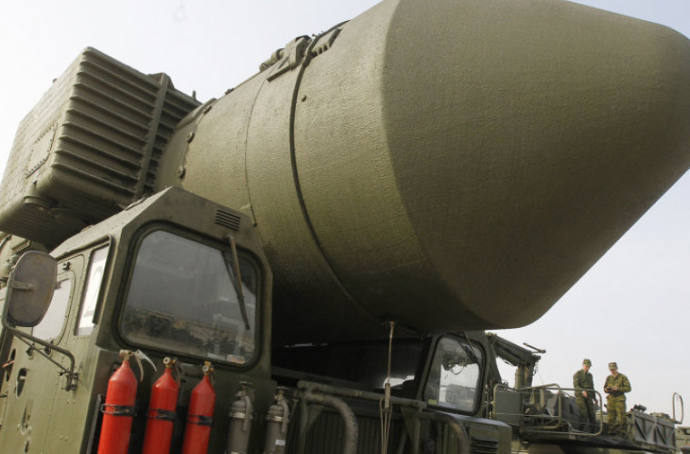 Россия испытала межконтинентальную баллистическую  ракету "Тополь-М" (ВИДЕО)