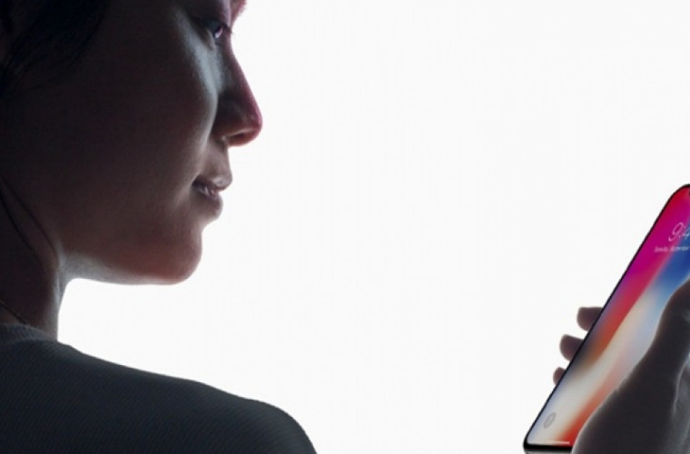 Apple может выпустить iPhone с Face ID и Touch ID под экраном