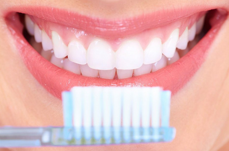 Care este secretul dinților albi