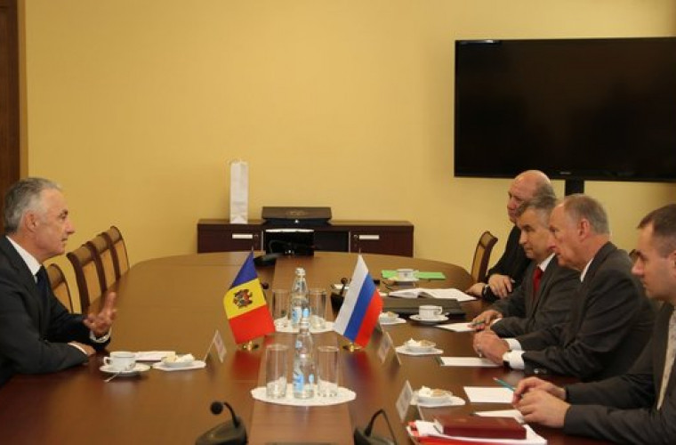Ce au discutat la Moscova secretarii Consiliilor de Securitate din Moldova și Rusia