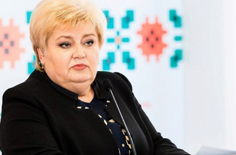 Reghina Apostolova rămîne sub control judiciar