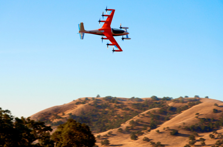 În SUA a fost creat primul avion electric cu decolare verticală (VIDEO)