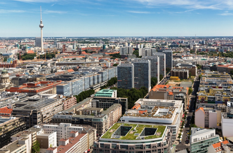 Berlinul îngheață chiriile timp de cinci ani
