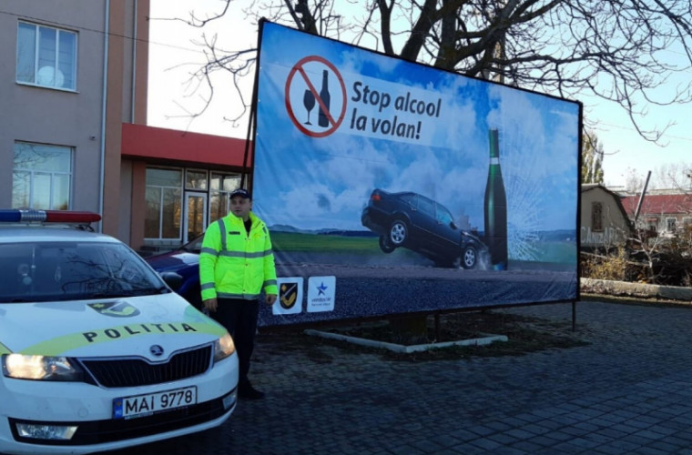 Pe drumurile naționale au apărut bannere care promovează mesajul „STOP alcool la volan”