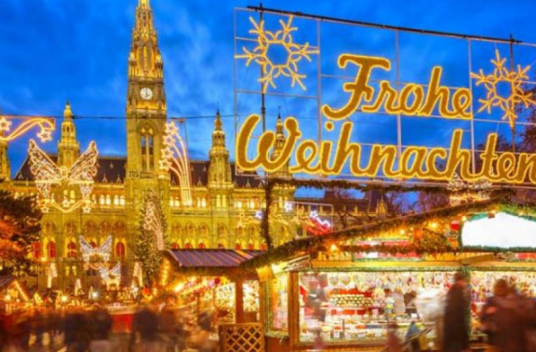 La Viena s-a deschis tîrgul de Crăciun şi au fost aprinse luminile de sărbătoare