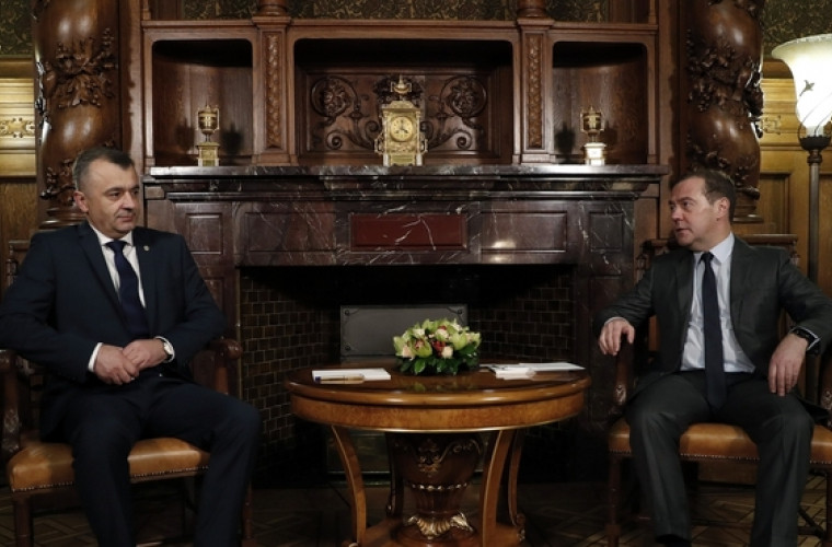 Dmitri Medvedev speră să reia posibilitățile pierdute în relațiile cu Moldova