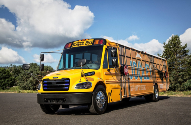В США школьные автобусы меняют на электрические