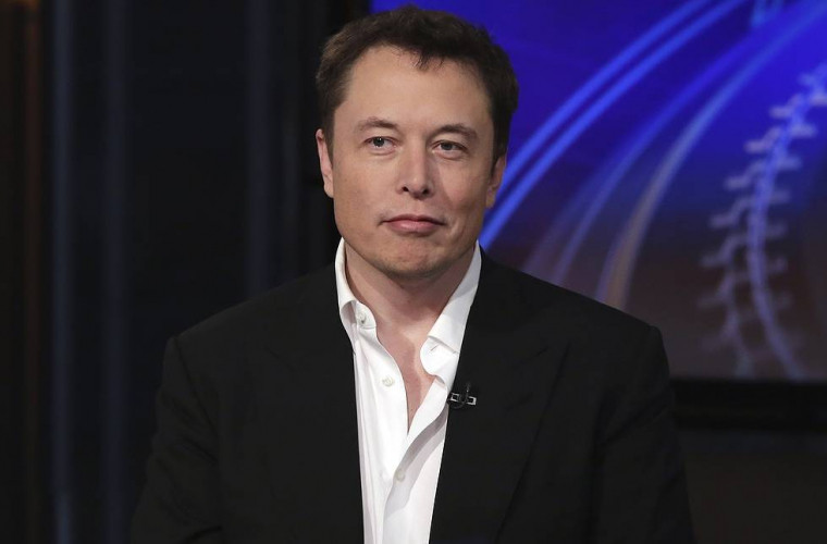 Elon Musk angajează: diploma nu este obligatorie