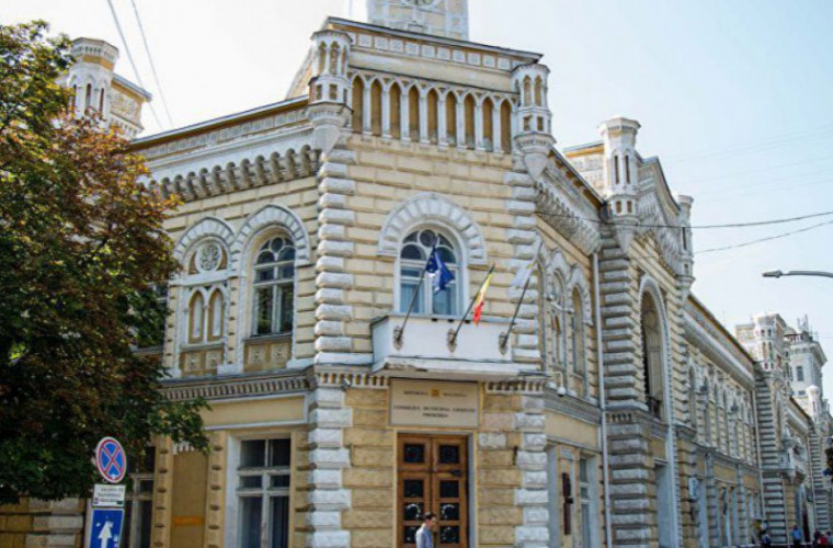Dodon a participat la ședința Celulei de criză a primăriei Chișinău
