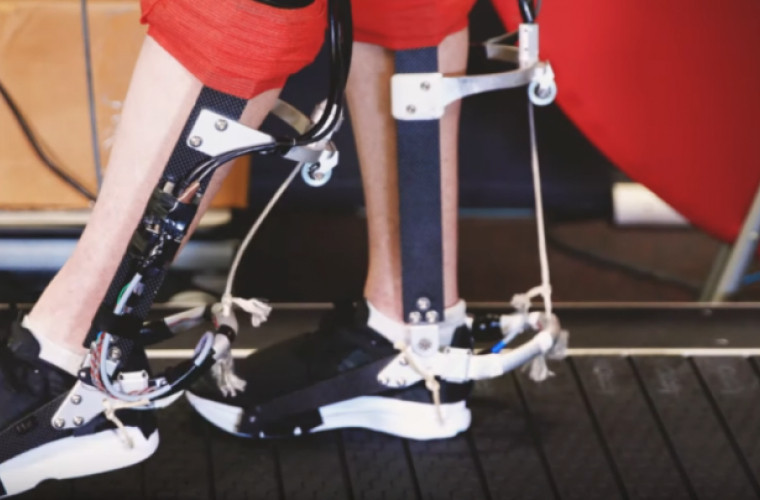 A fost creat un exoschelet care îţi îmbunătăţește viteza de alergare (VIDEO)