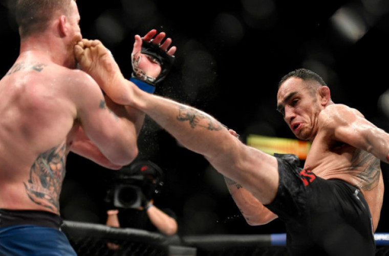 Tony Ferguson a pierdut duelul cu Justin Gaethje la gala UFC 249