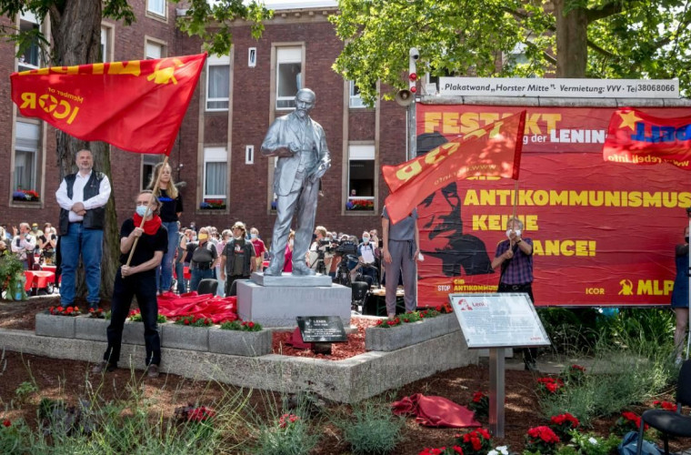 Cultul lui Lenin revine în forță
