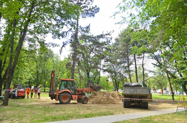 Încă un parc din capitală intră în reparație
