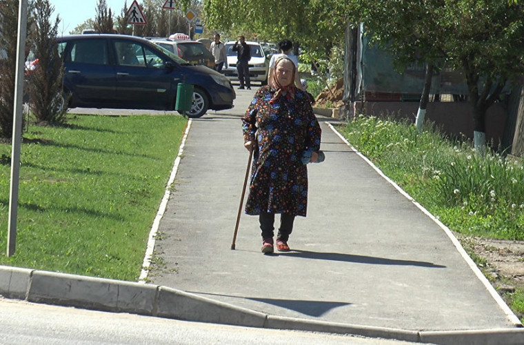 Moldovenii vor putea solicita online reexaminarea pensiei pentru limita de vîrstă