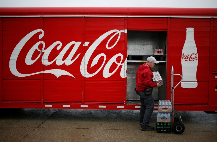 Vînzările Coca Cola, în cel mai puternic declin în ultimii 30 de ani