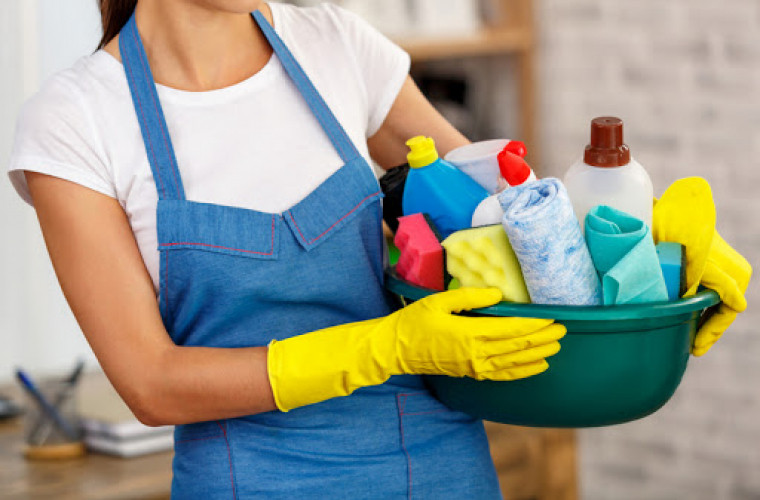 Ghidul dezinfectării casei. Cum să îți ții familia departe de COVID-19