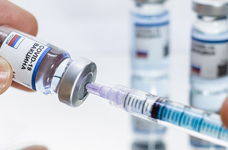 Rusia a răspuns la critica Occidentului în adresa vaccinului anti-COVID-19