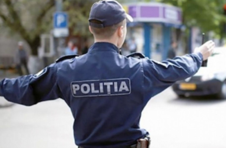 Poliția îndeamnă oamenii să respecte ordinea și siguranța publică