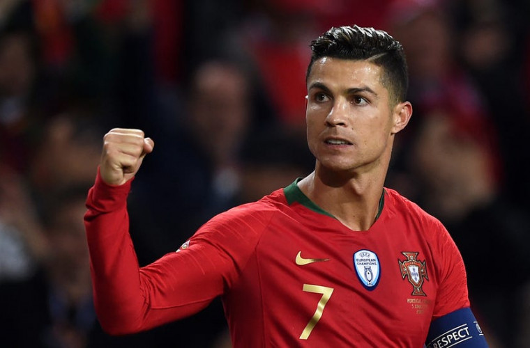 Ronaldo a depăşit bariera de 100 goluri marcate pentru Portugalia