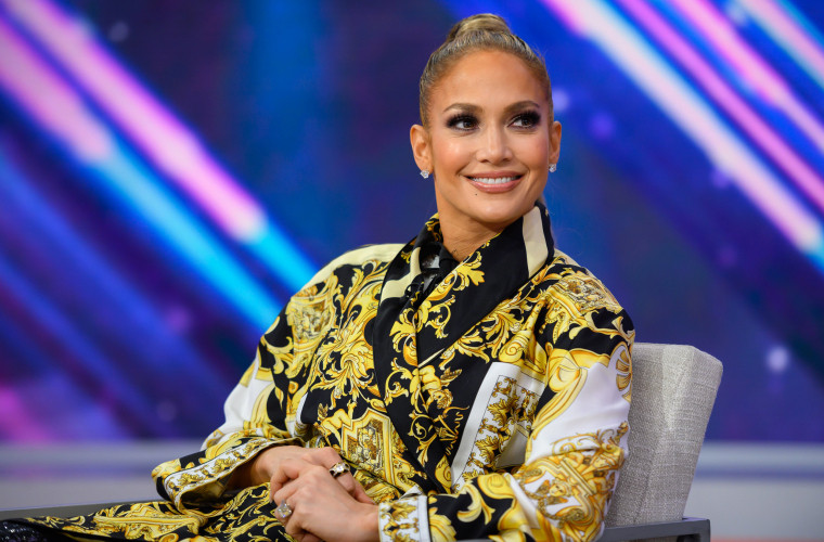 Jennifer Lopez va primi People’s Icon Award 